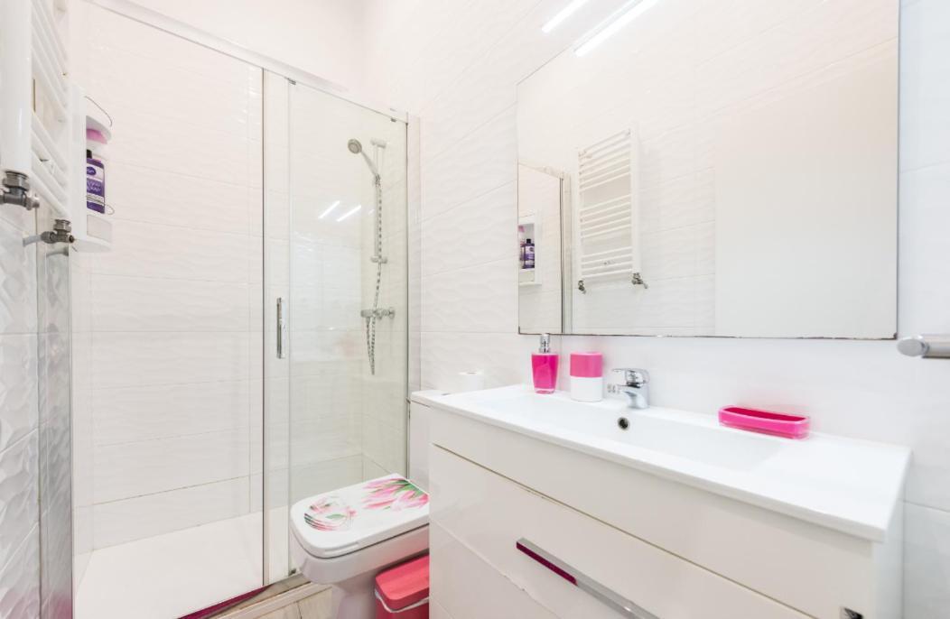 M&F Apartaments Chueca Madrid Exteriör bild